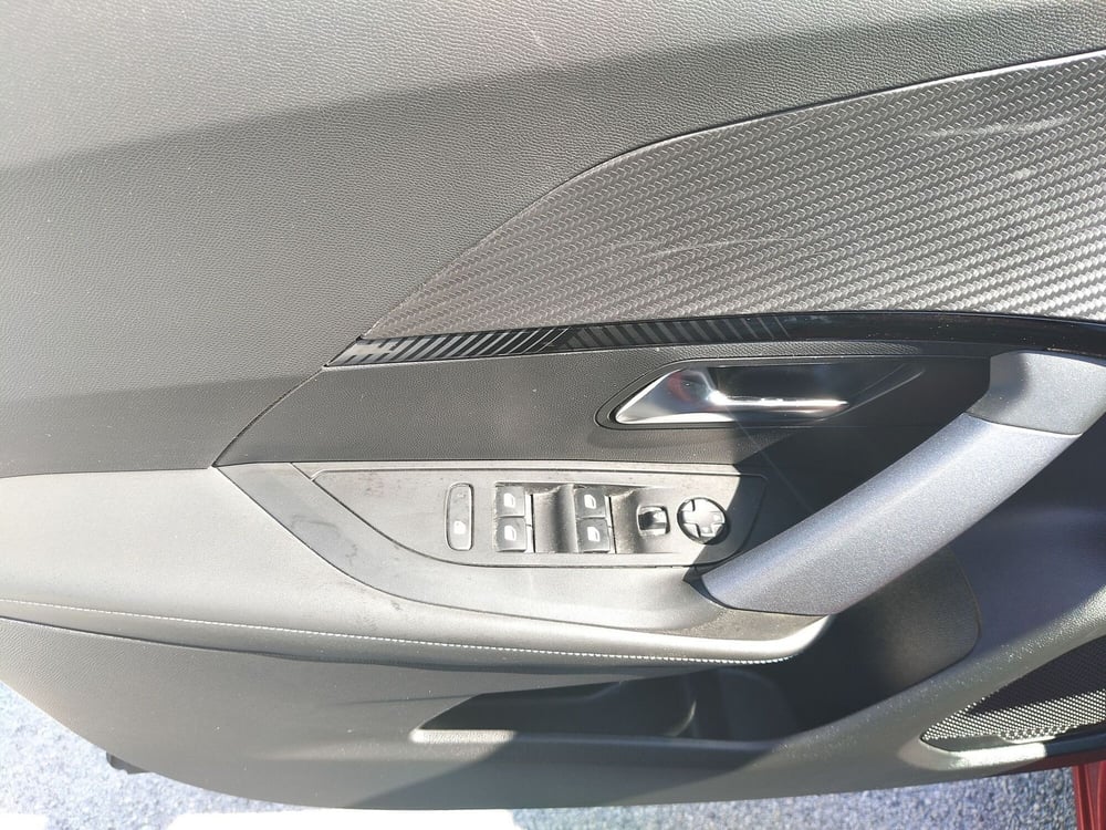 Peugeot 2008 usata a Matera (18)