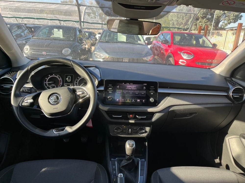 Skoda Fabia usata a Milano (15)