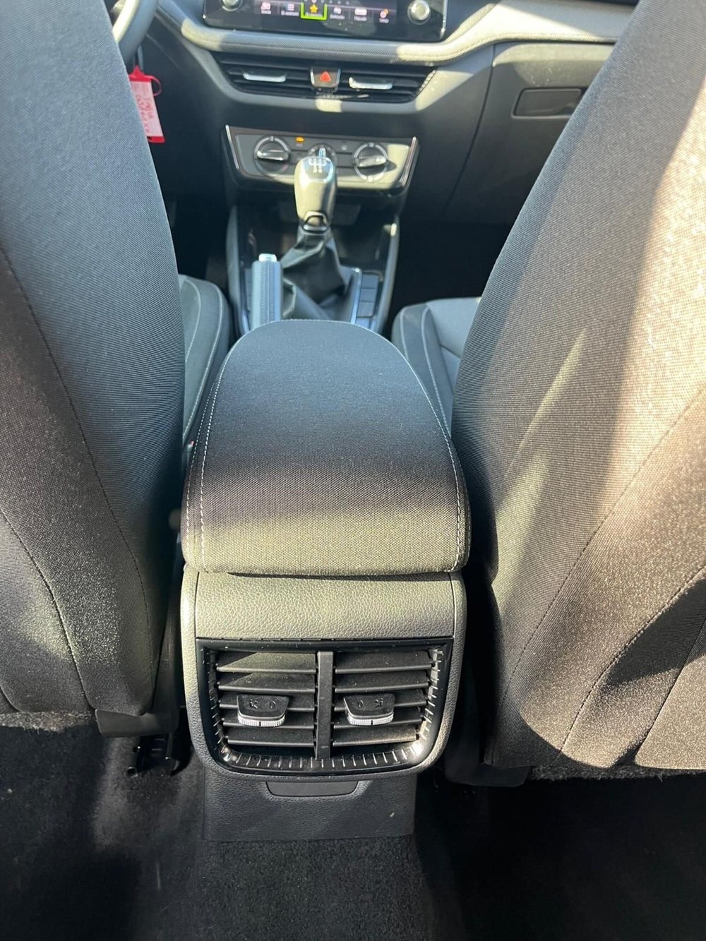 Skoda Fabia usata a Milano (18)