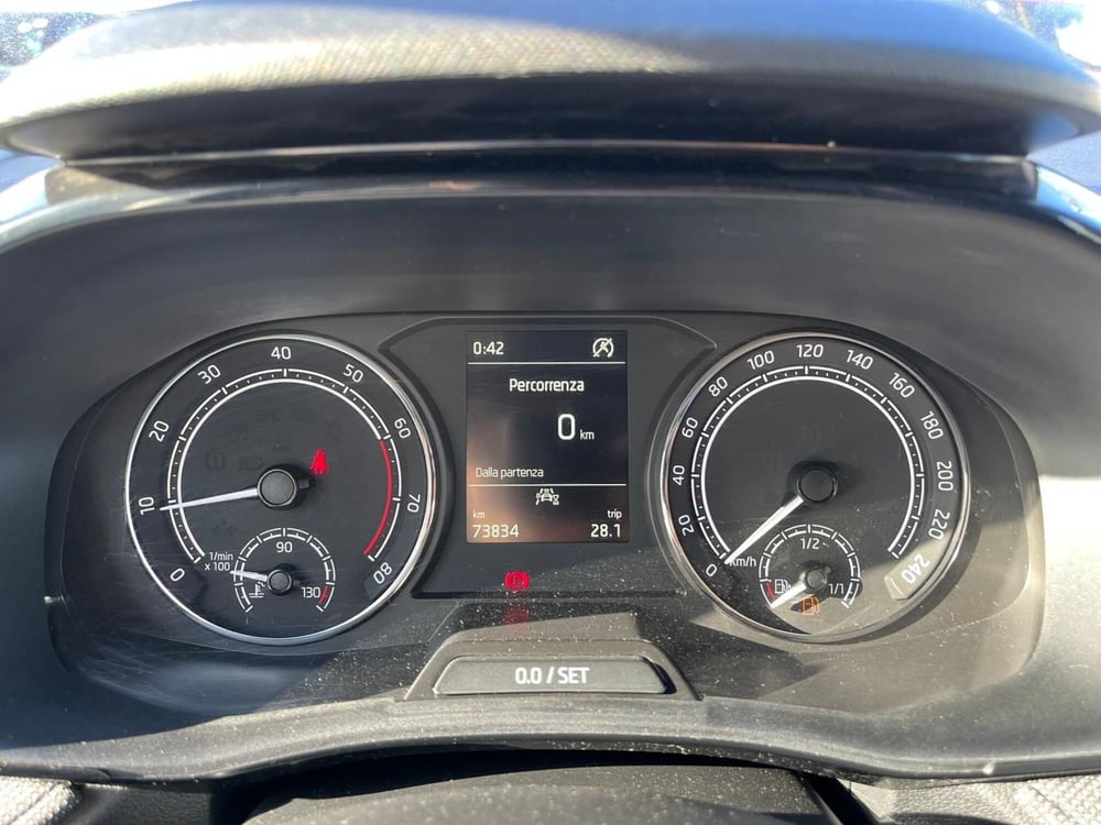 Skoda Fabia usata a Milano (19)