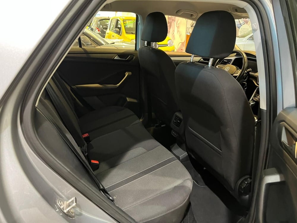 Volkswagen T-Roc usata a Milano (14)