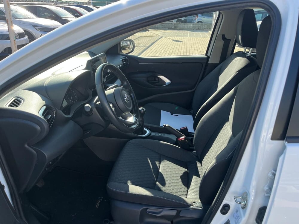 Toyota Yaris usata a Milano (11)