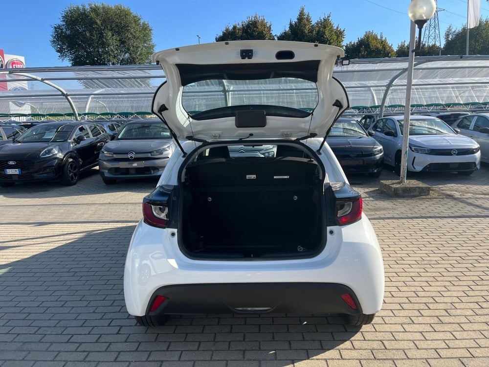 Toyota Yaris usata a Milano (9)