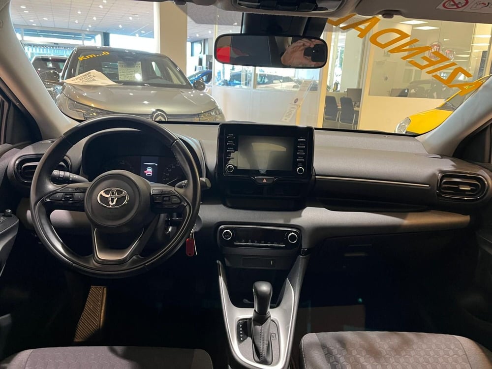 Toyota Yaris usata a Milano (15)