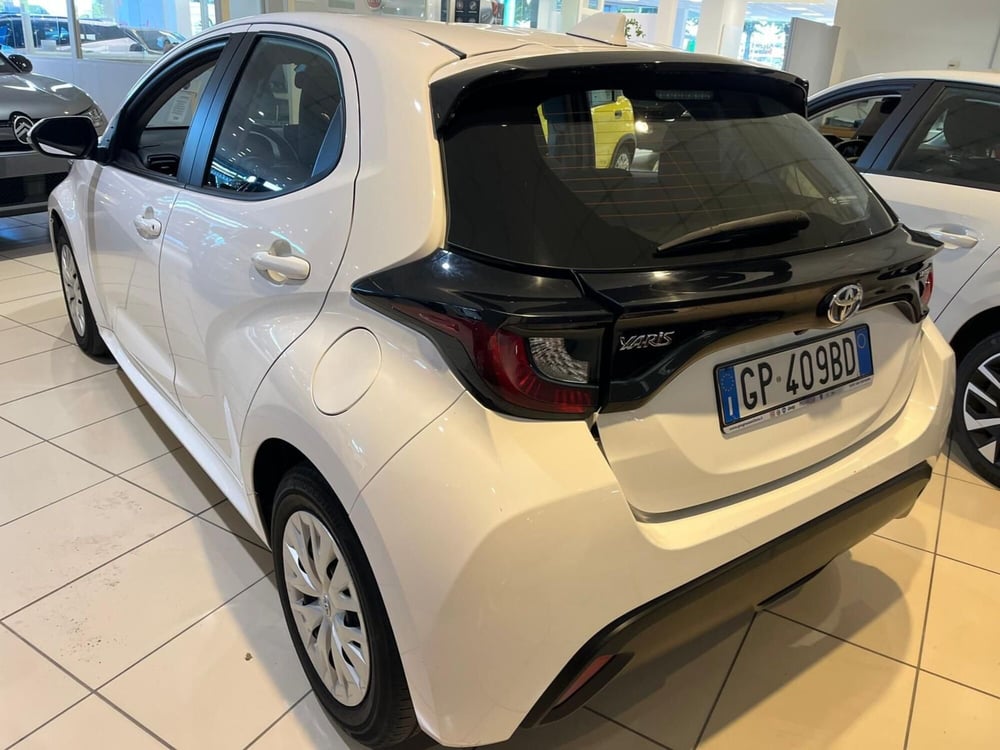 Toyota Yaris usata a Milano (6)