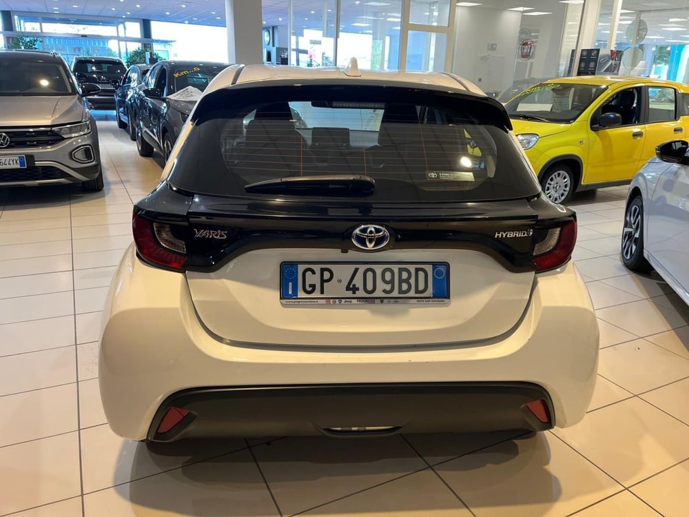 Toyota Yaris usata a Milano (8)