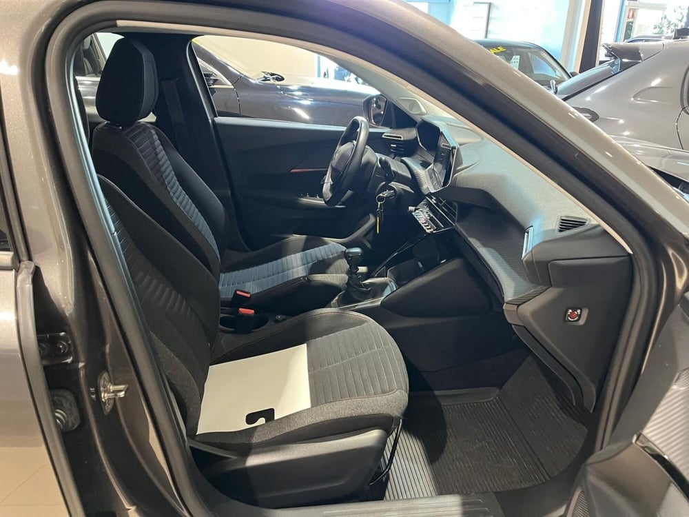 Peugeot 2008 usata a Milano (11)