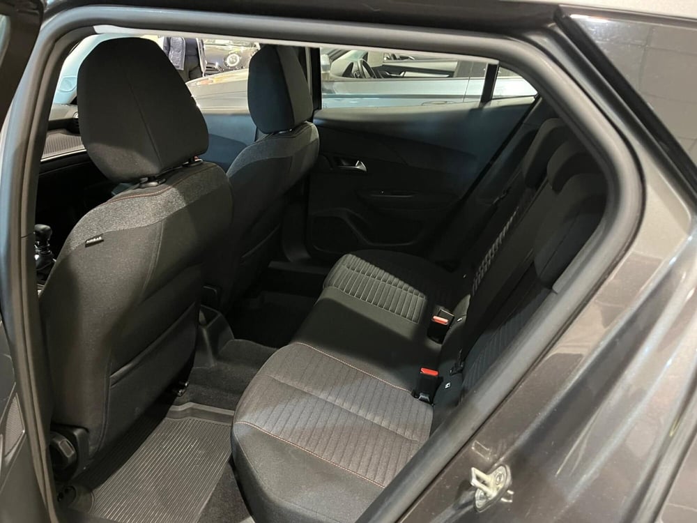 Peugeot 2008 usata a Milano (13)