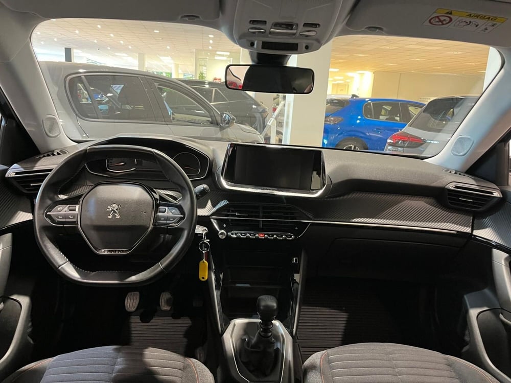 Peugeot 2008 usata a Milano (14)