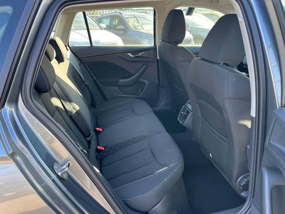 Skoda Kamiq usata a Milano (13)