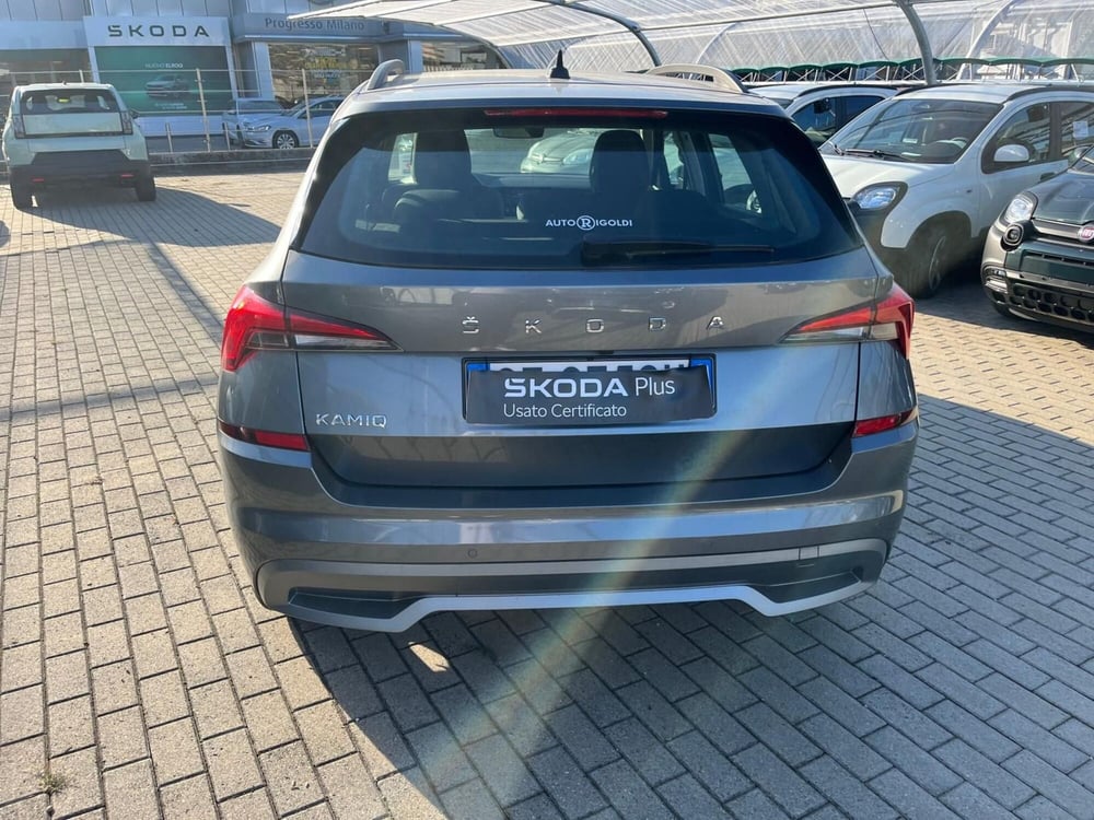 Skoda Kamiq usata a Milano (8)