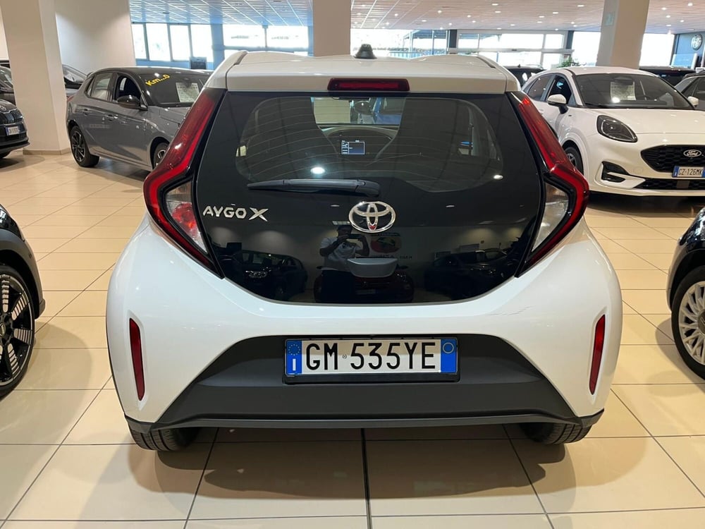 Toyota Aygo X usata a Milano (8)