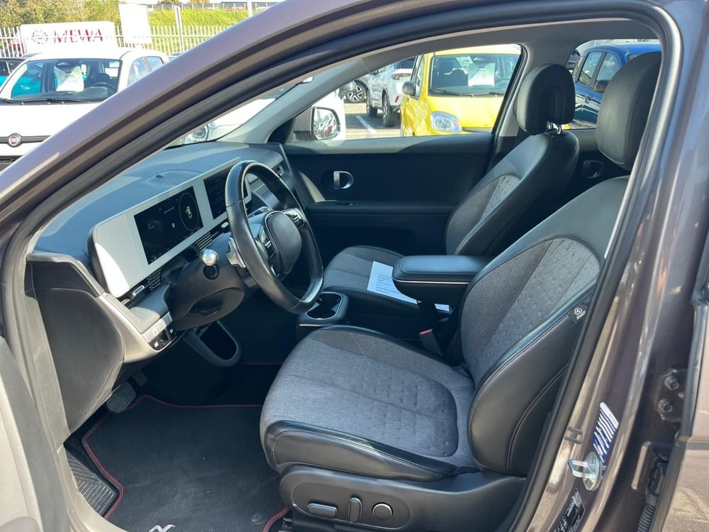 Hyundai Ioniq 5 usata a Milano (12)