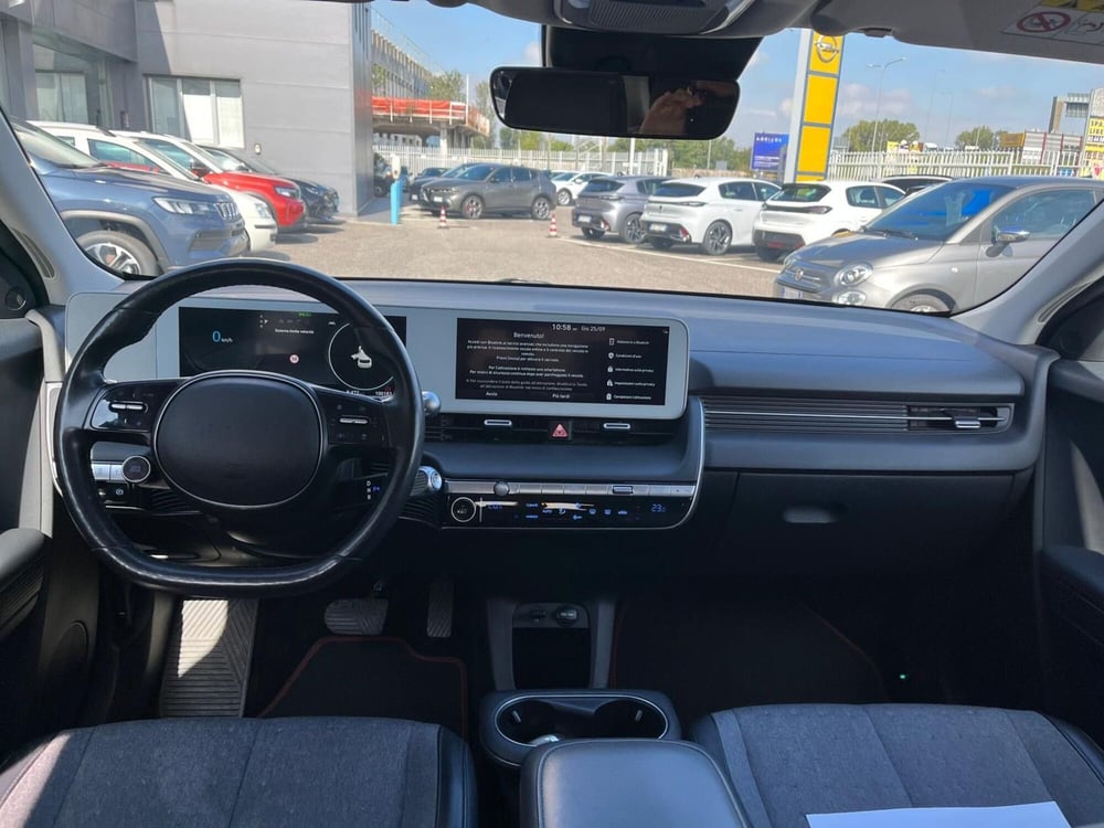 Hyundai Ioniq 5 usata a Milano (16)