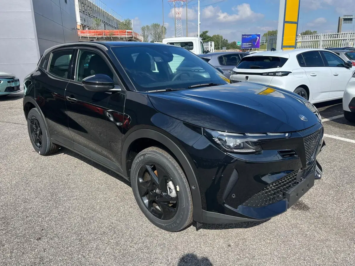 Alfa Romeo Junior nuova a Milano (3)