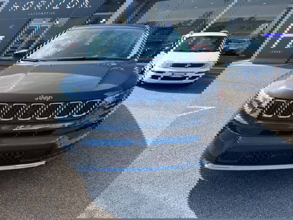 Jeep Compass nuova a Milano (2)