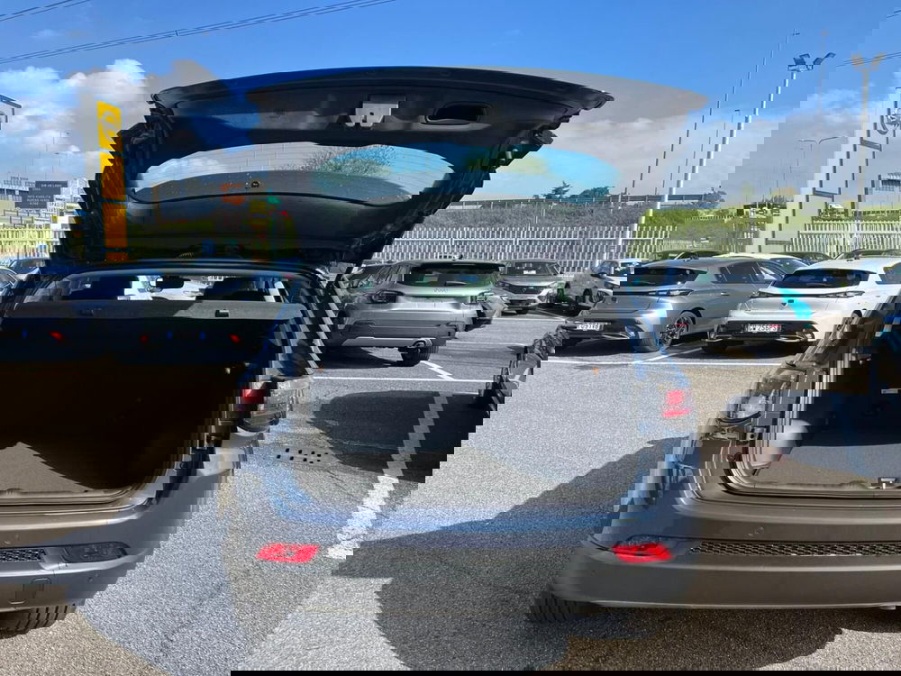 Jeep Compass nuova a Milano (9)