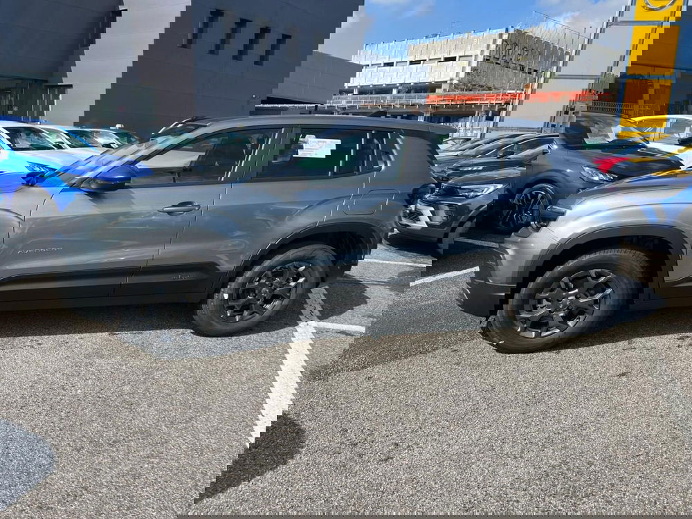 Jeep Avenger nuova a Milano (5)