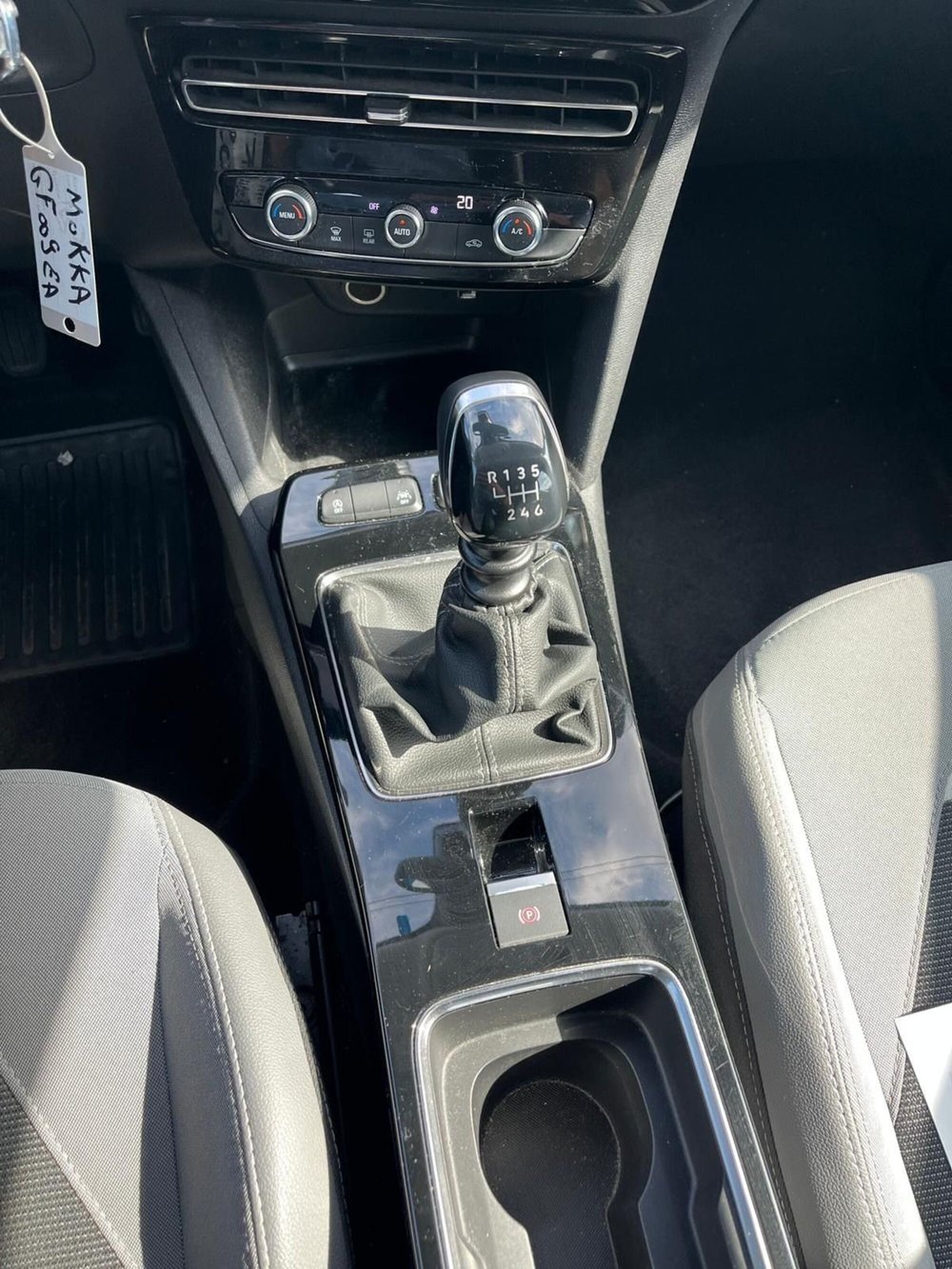 Opel Mokka usata a Milano (18)