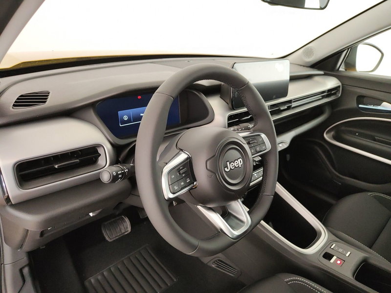 Jeep Avenger nuova a Caserta (20)