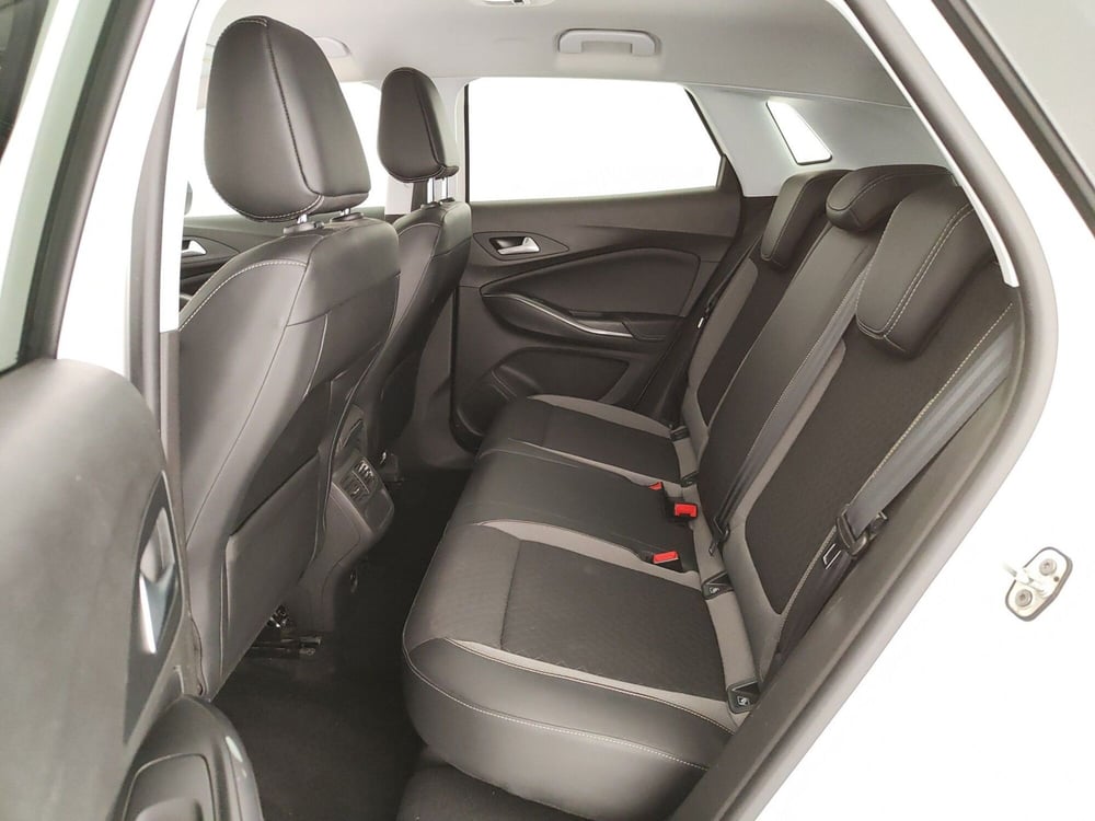 Opel Grandland X usata a Caserta (19)