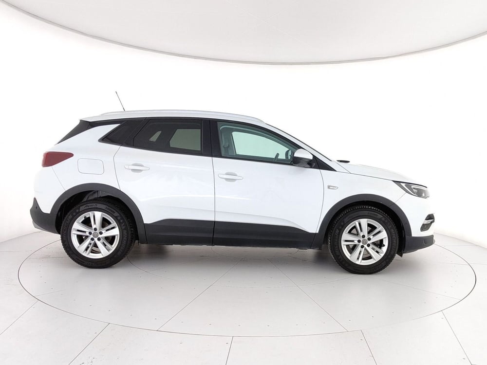 Opel Grandland X usata a Caserta (7)