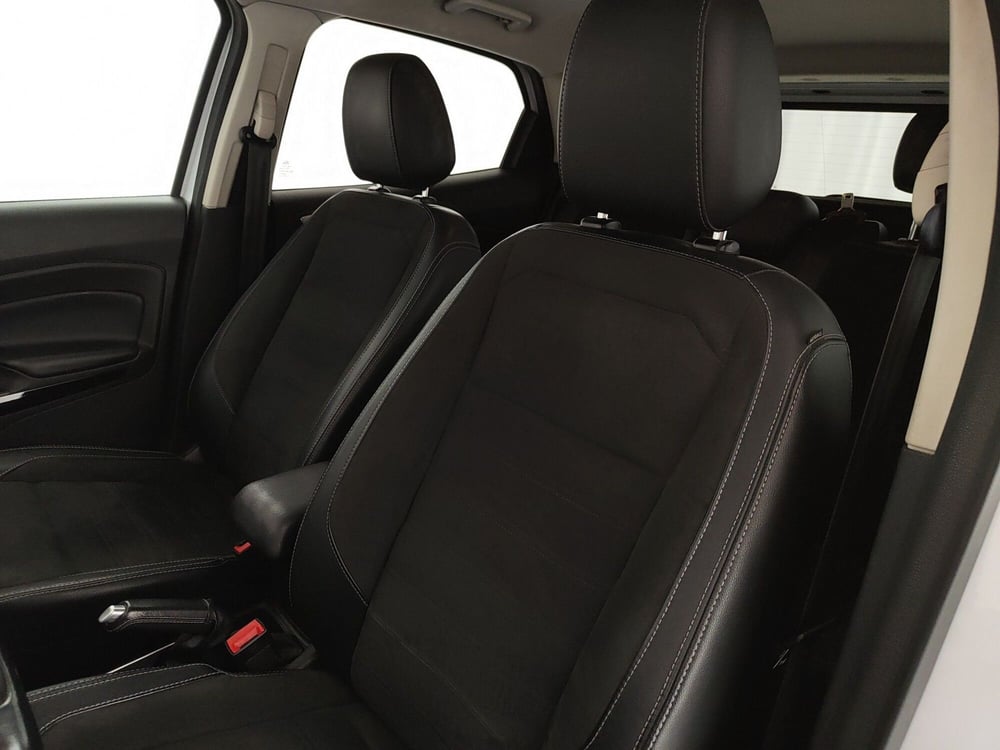 Ford EcoSport usata a Caserta (17)
