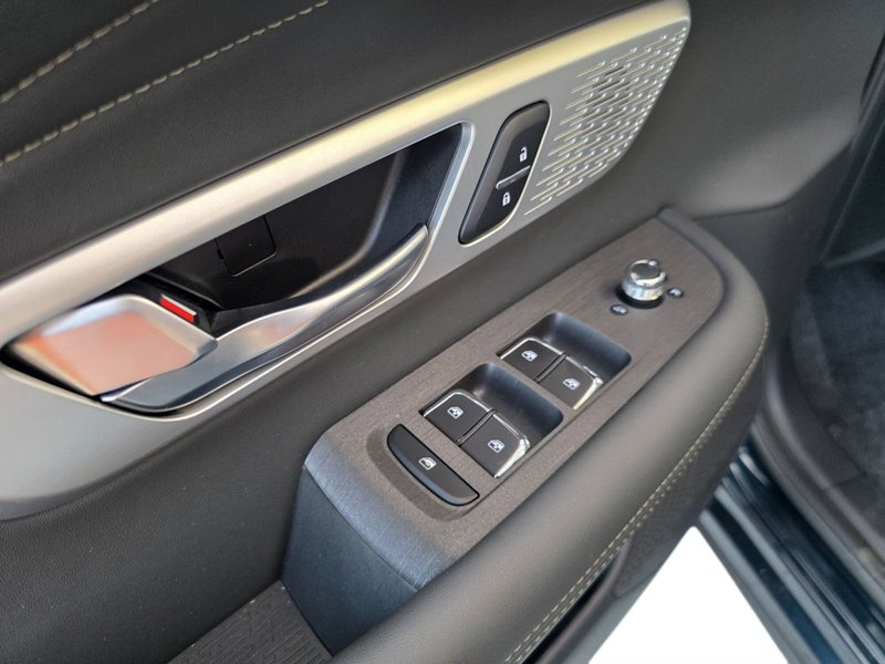 Dongfeng Huge  nuova a Pistoia (12)