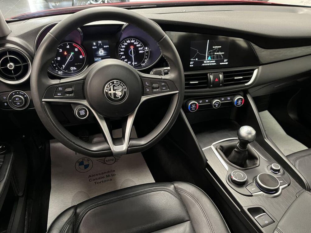 Alfa Romeo Giulia usata a Alessandria (11)