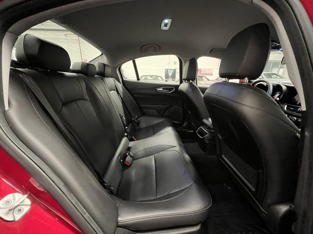 Alfa Romeo Giulia usata a Alessandria (15)