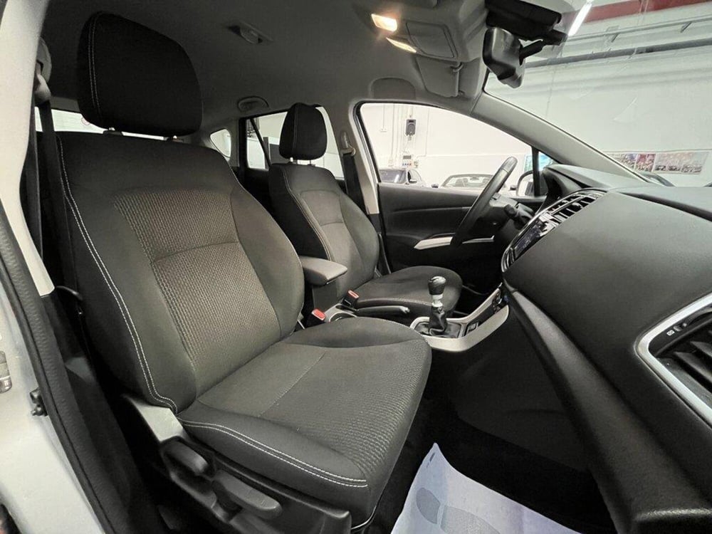 Suzuki S-Cross usata a Alessandria (13)