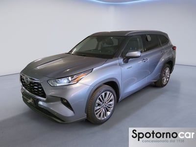 Toyota Highlander 2.5h Lounge e-cvt del 2021 usata a Milano