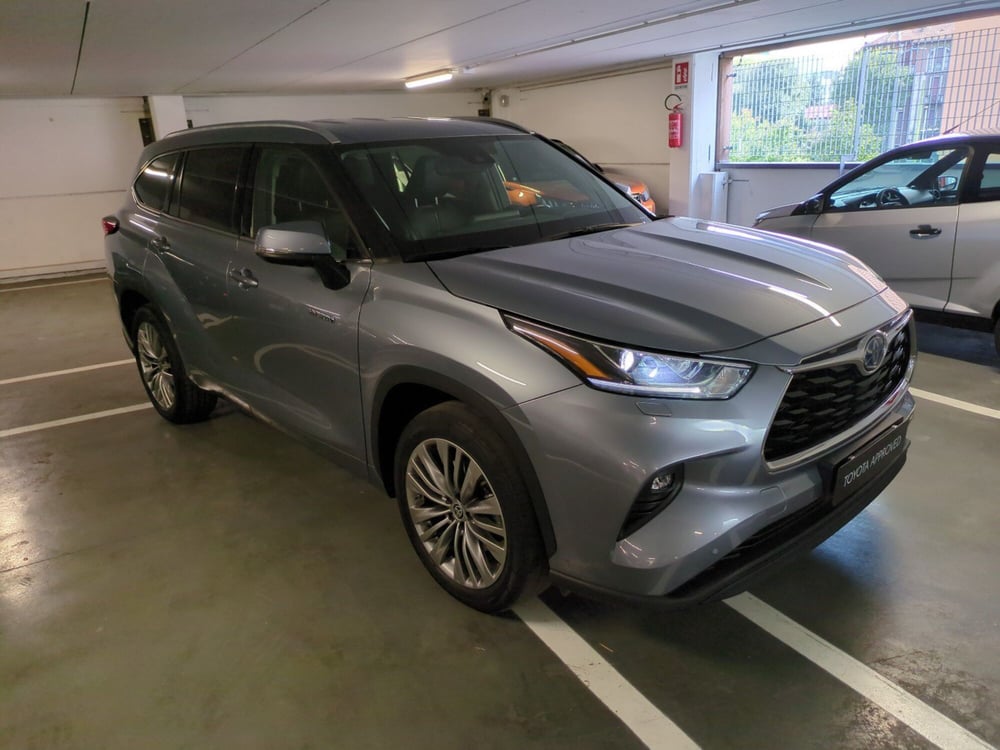 Toyota Highlander usata a Milano (9)