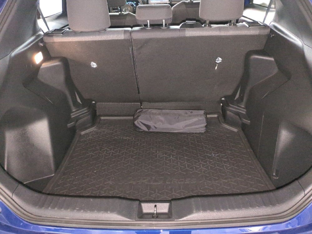 Toyota Yaris Cross usata a Milano (11)