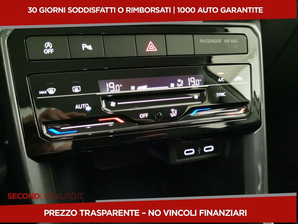Volkswagen T-Cross usata a Chieti (16)