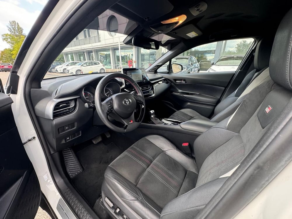Toyota Toyota C-HR usata a Modena (14)