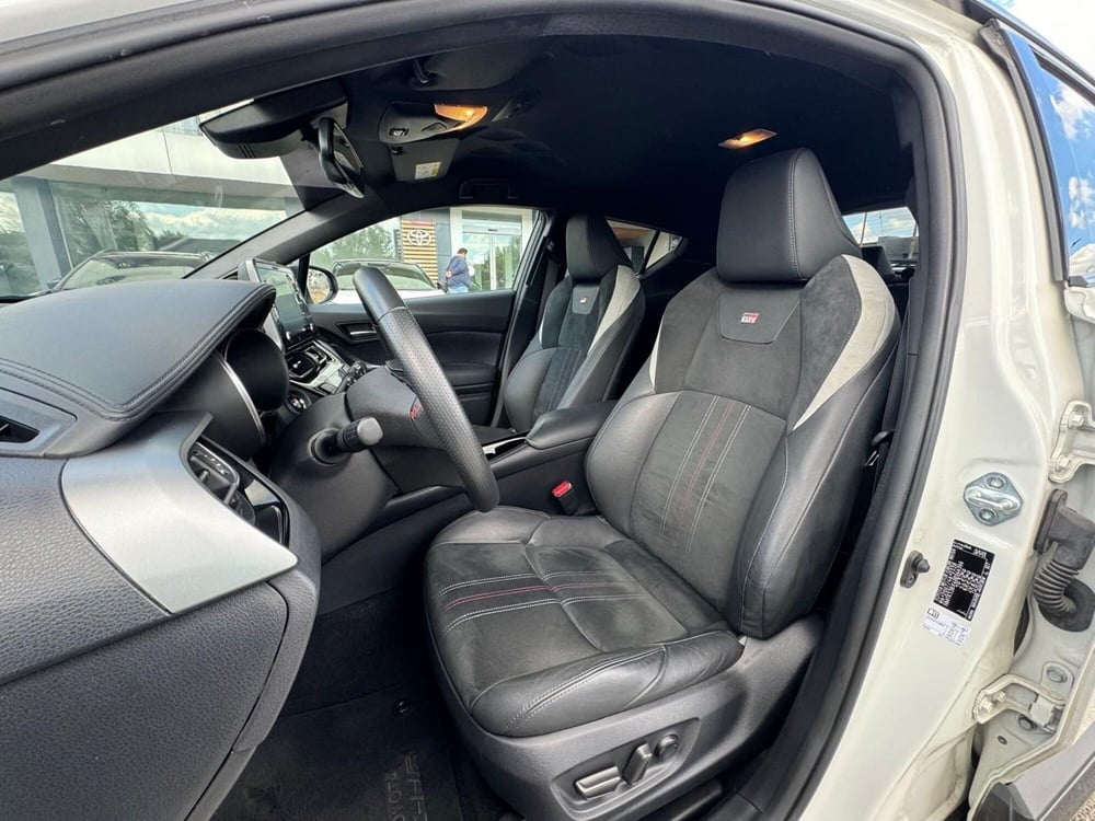 Toyota Toyota C-HR usata a Modena (15)
