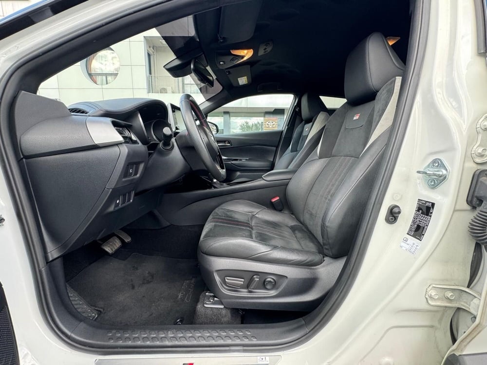 Toyota Toyota C-HR usata a Modena (16)