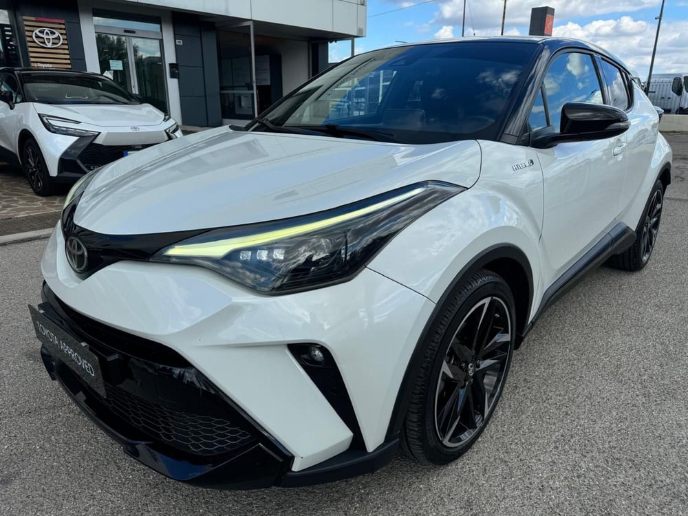 Toyota Toyota C-HR usata a Modena (9)