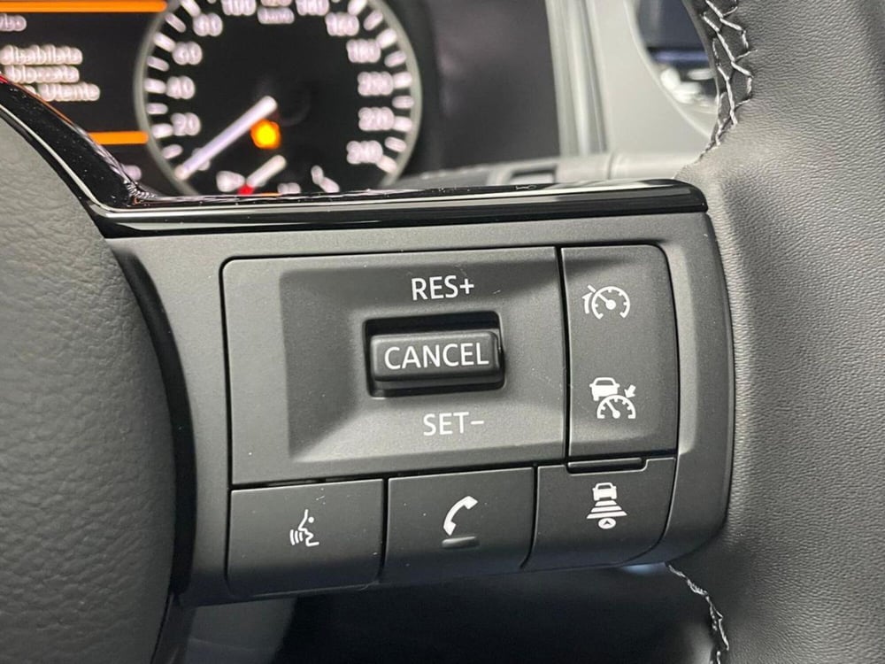 Nissan Qashqai nuova a Como (12)