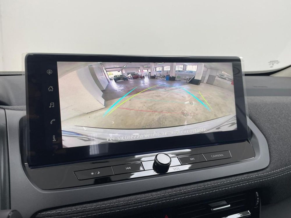 Nissan Qashqai nuova a Como (17)