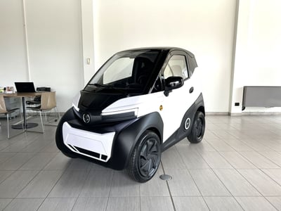 Silence S04 S04 Nano Car L7e 2batterie nuova a Ferrara