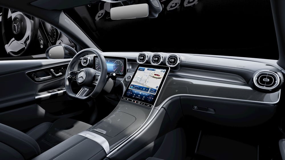 Mercedes-Benz GLC nuova a Milano (5)