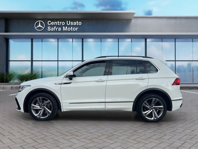 Volkswagen Tiguan 2.0 TSI DSG 4MOTION R-Line del 2023 usata a Rende
