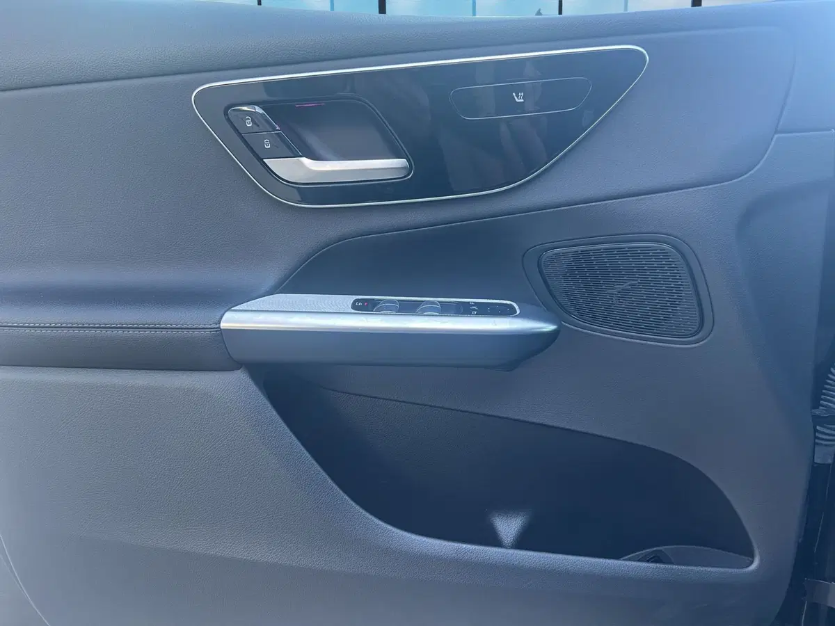 Mercedes-Benz GLC usata a Cosenza (12)