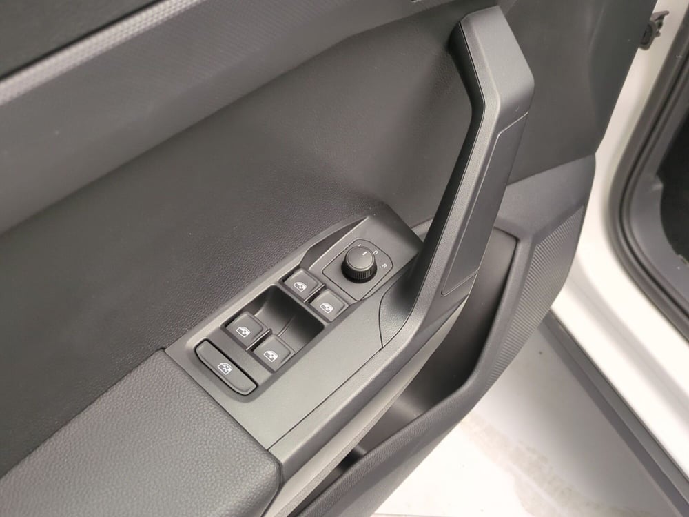 SEAT Arona usata a Avellino (15)