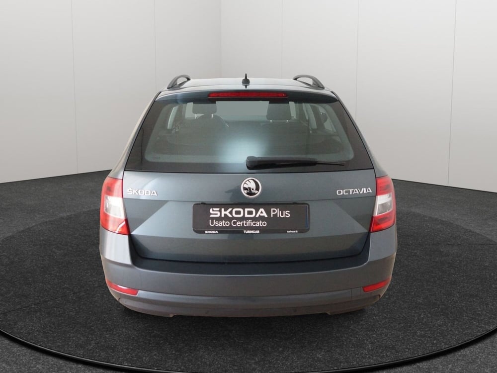 Skoda Octavia Station Wagon usata a Torino (5)