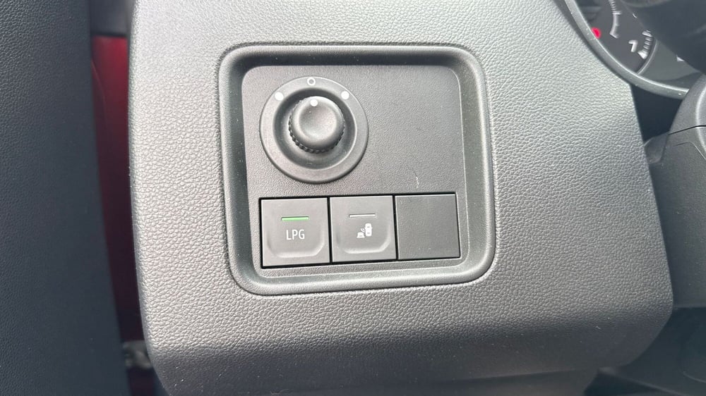 Dacia Duster usata a Treviso (15)