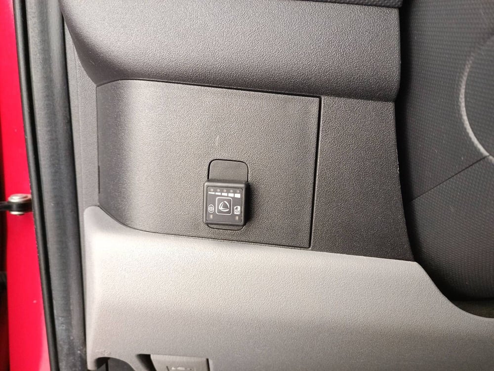 Daihatsu Sirion usata a Treviso (13)