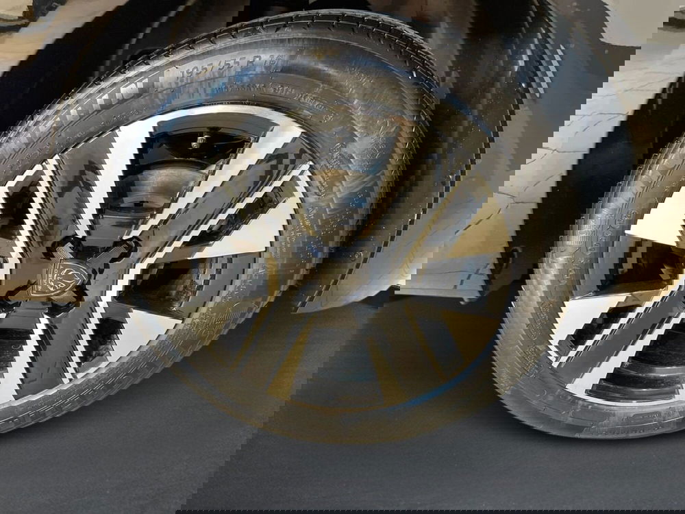 Peugeot 208 nuova a Salerno (15)